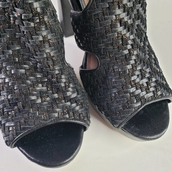 Elliot Lucca Bernadette Woven Leather T-Strap Heel 7.5 Black Sandal Ankle Buckle - Picture 3 of 13